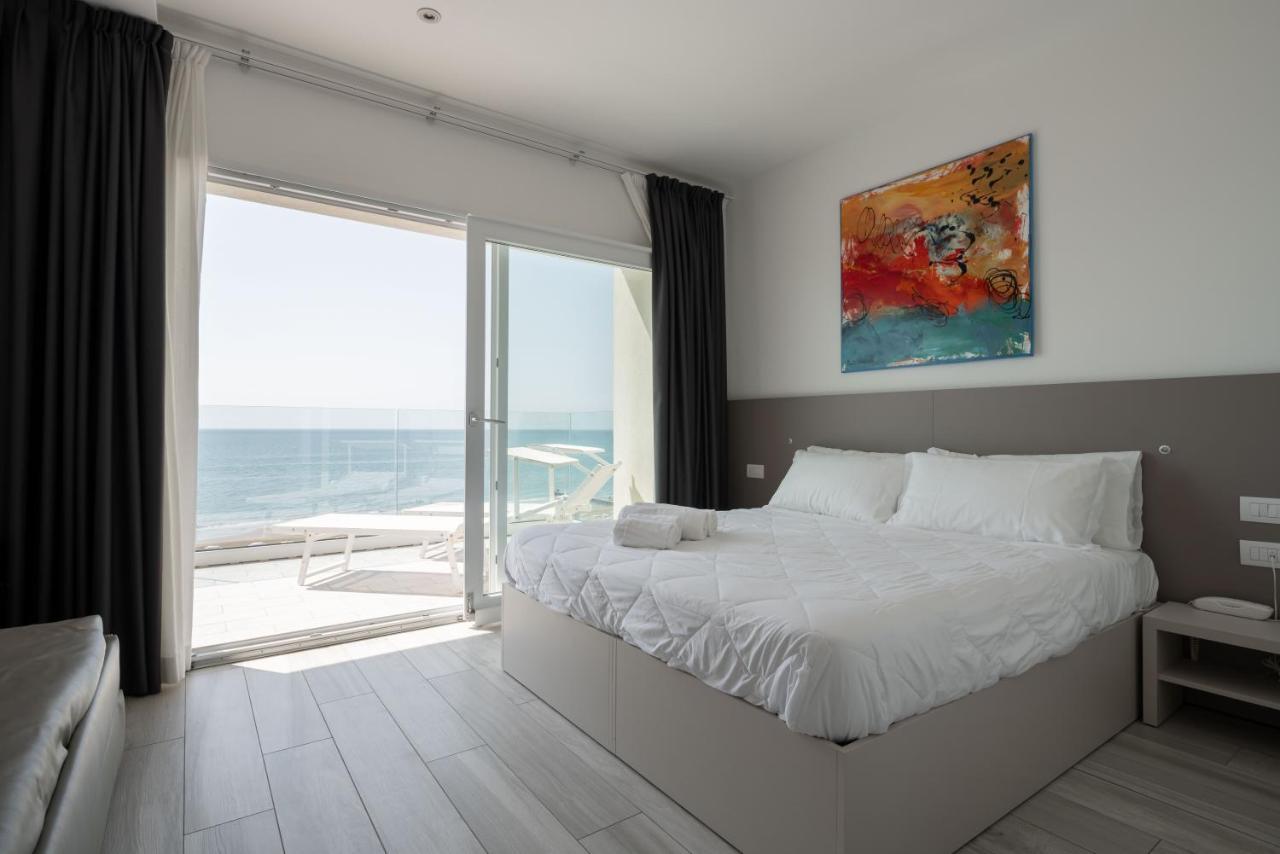 Hotel Boston 3 Stelle Superior Frontemare Jesolo Extérieur photo